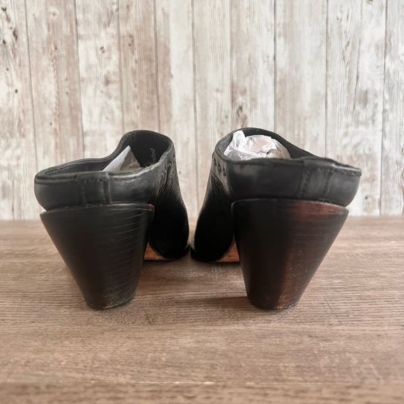 Lucchese Charlie Horse Vintage Embossed Leather Western Mules Womens Size 7 - Picture 6 of 9